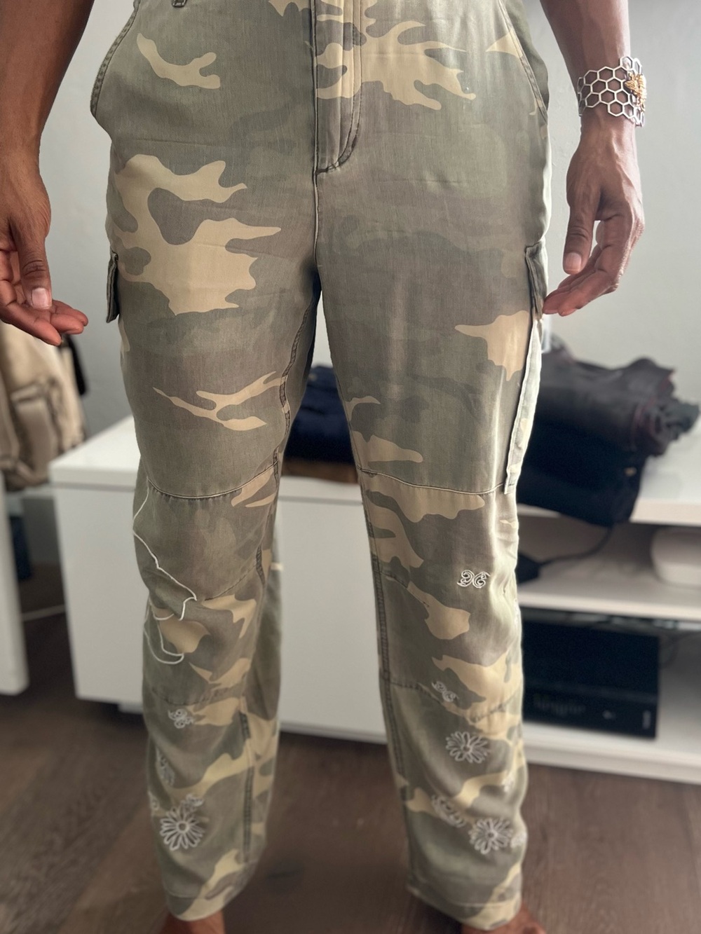 Da-Nang Women's Camo Cargo Pants in Olive & Tan